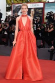 Elizabeth Banks in Emilia Wickstead