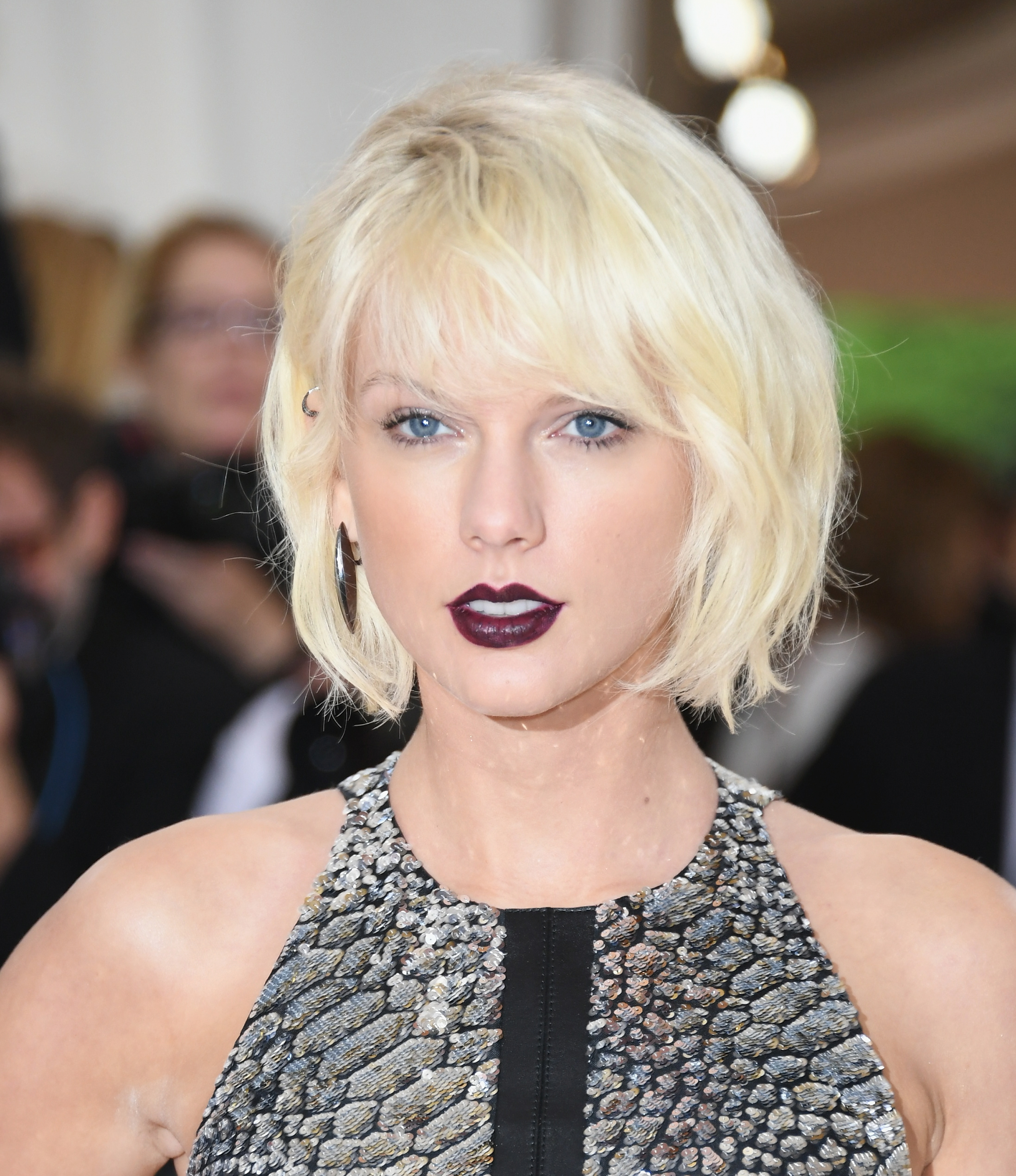Taylor Swift Nails It As Met Gala Co-Chair in Louis Vuitton - Go Fug  Yourself