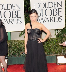 Golden Globes Fug Carpet: Mila Kunis