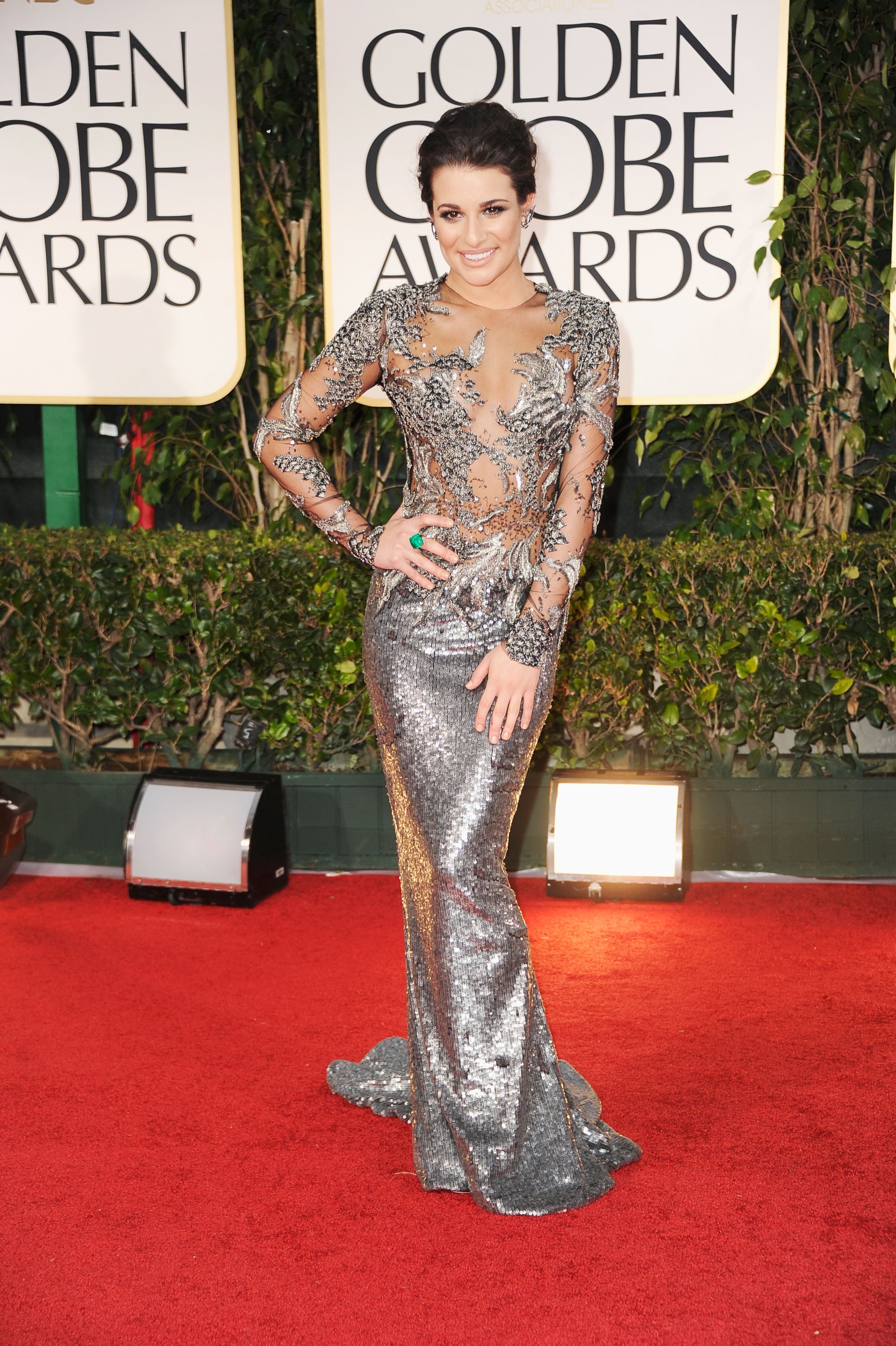 most revealing dress ever worn - Ilustrasi 2