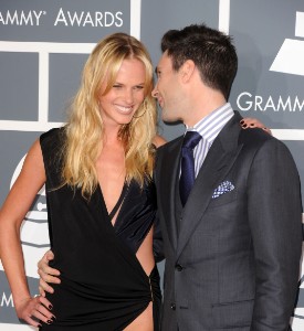 Grammy Awards Nakedly Played: Adam Levine and Anne V