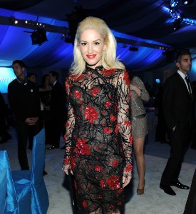 Oscar Fug Carpet: Gwen Stefani, But With Bonus YAY