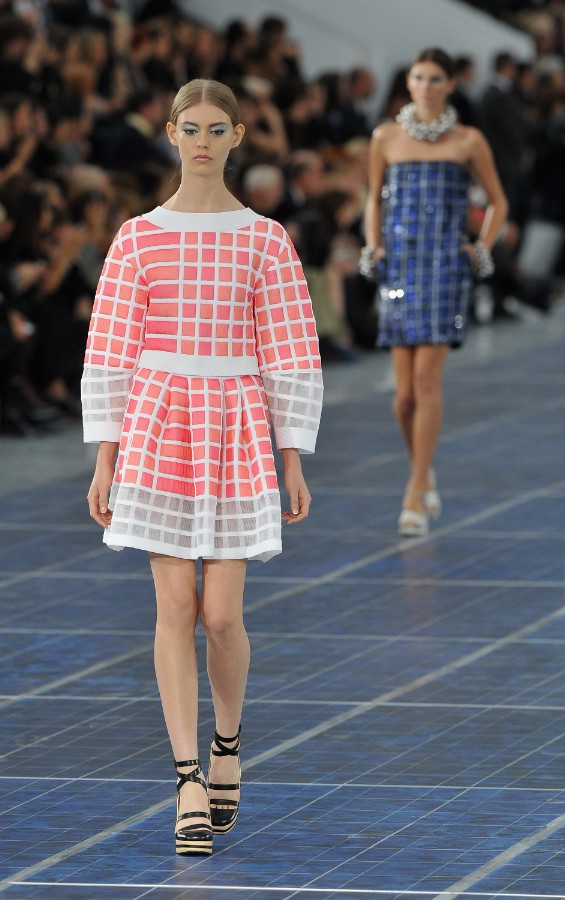 Chanel: Runway - Paris Fashion Week Womenswear Spring Chanel: Runway - Paris Fashion Week Womenswear Spring