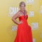 CMA Awards Fug Carpet: Lauren Alaina