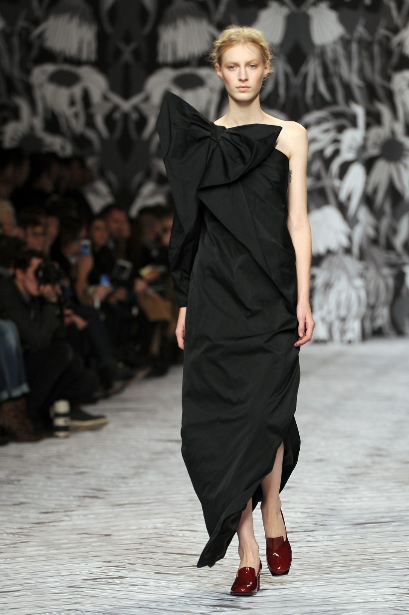 Lanvin- Runway - PFW F/W 2013 - Lanvin Runway Pfw - 16