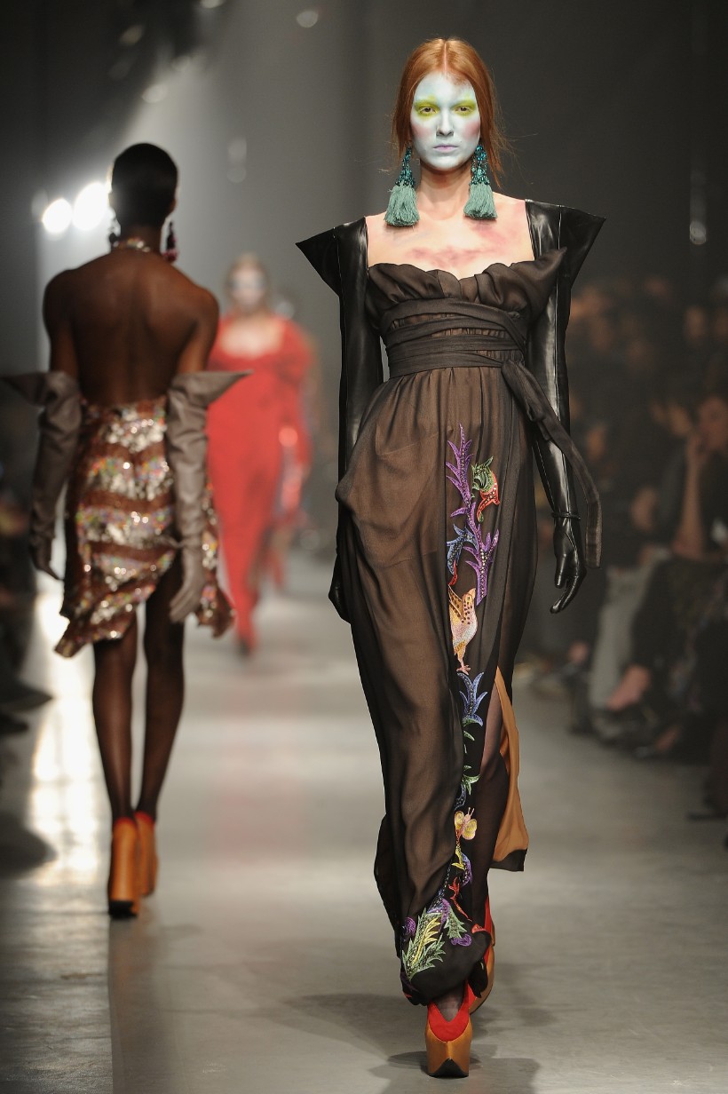 Vivienne Westwood - Runway - PFW F/W 2013 - Vivienne