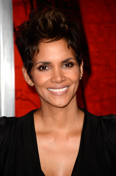 Fugs and Fabs: Halle Berry and Abigail Breslin