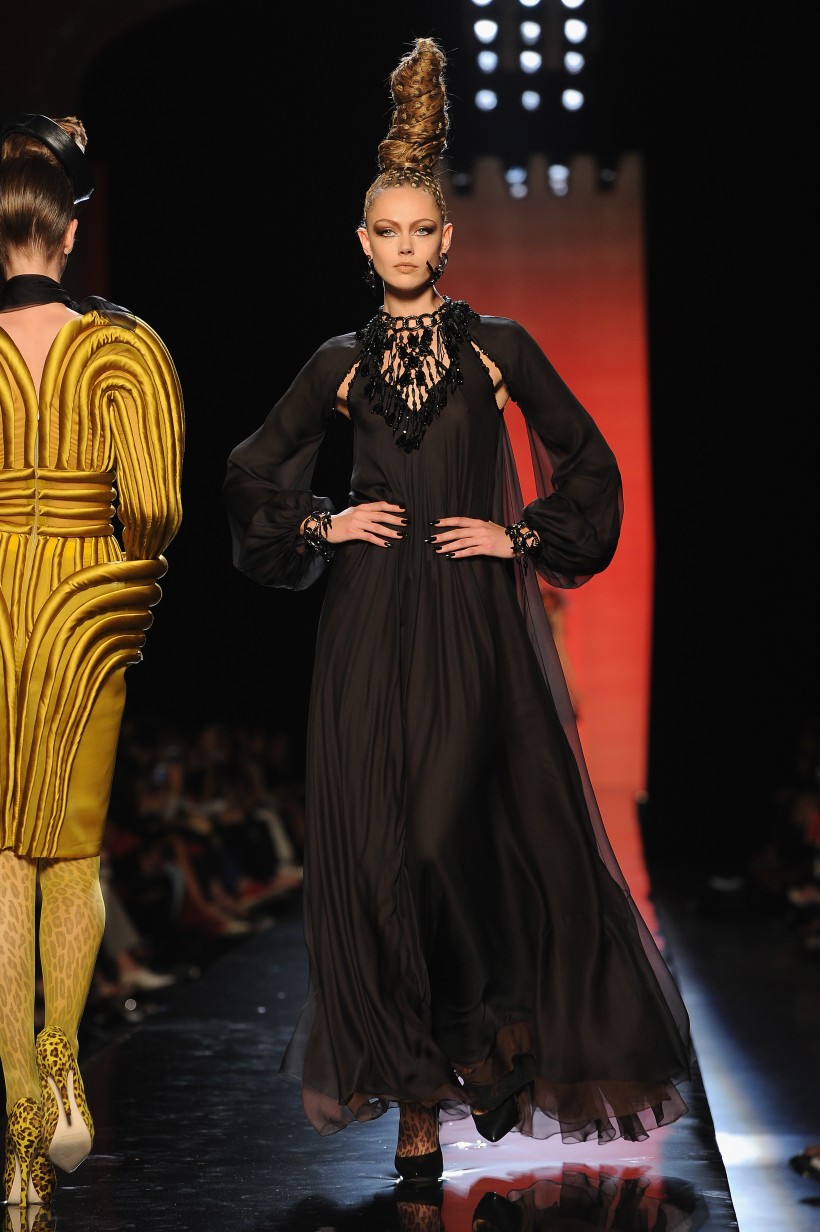 Jean Paul Gaultier: Runway - Paris Fashion Week Haute