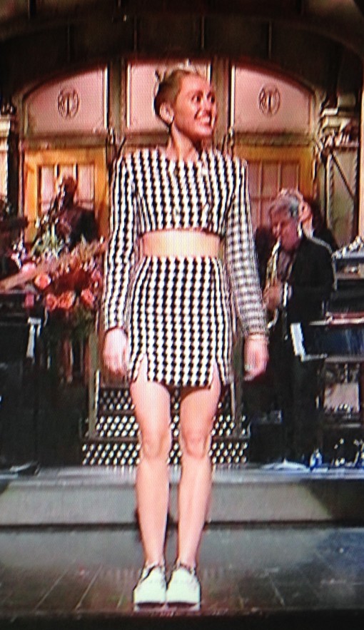 Fug the Show: Miley on Saturday Night Live