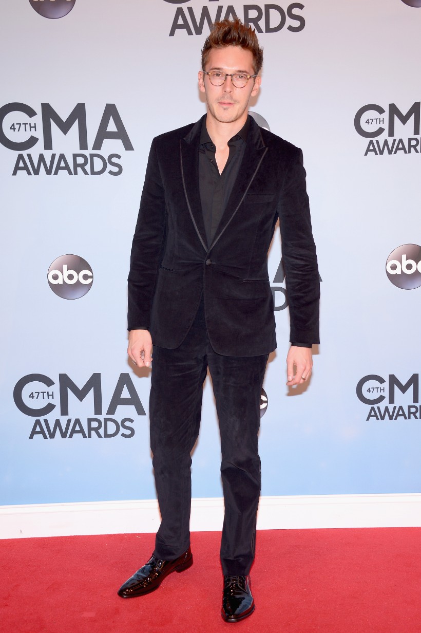 Miranda Lambert Sports Slimmer Figure at BMI Country Awards, image size:820x1232