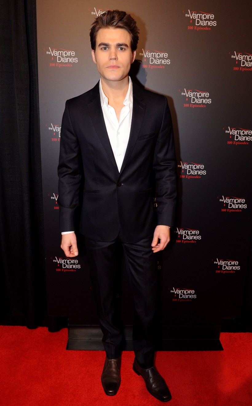 Paul Wesley - Vampire Diaries 100th - 14