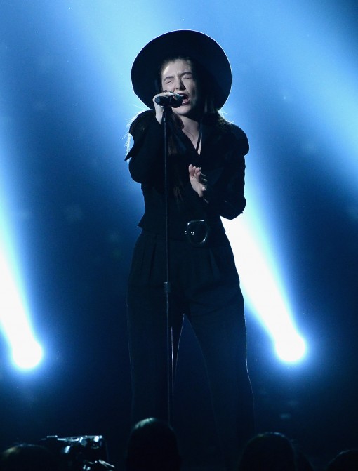 Billboard Music Awards Lordely Played: Lorde