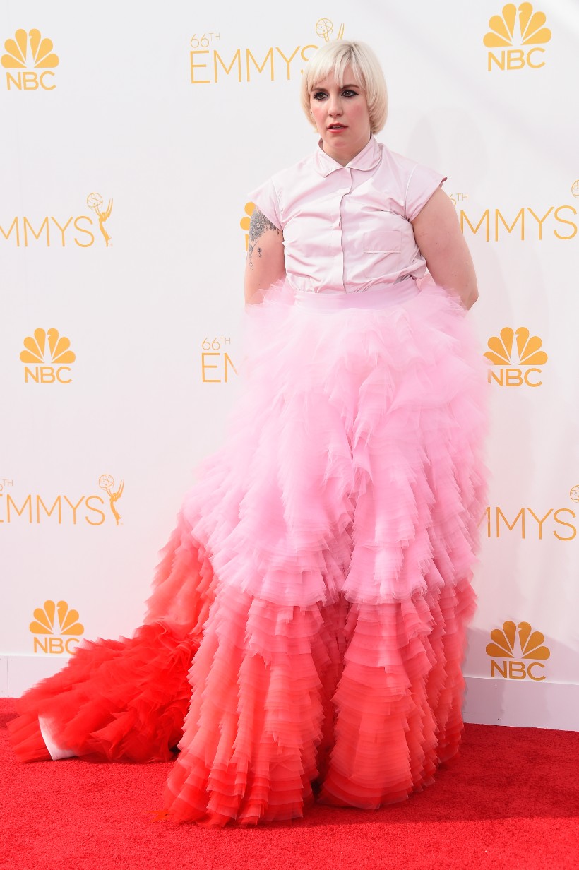 Lena Dunham in Giambattista Valli at the 2014 Emmys