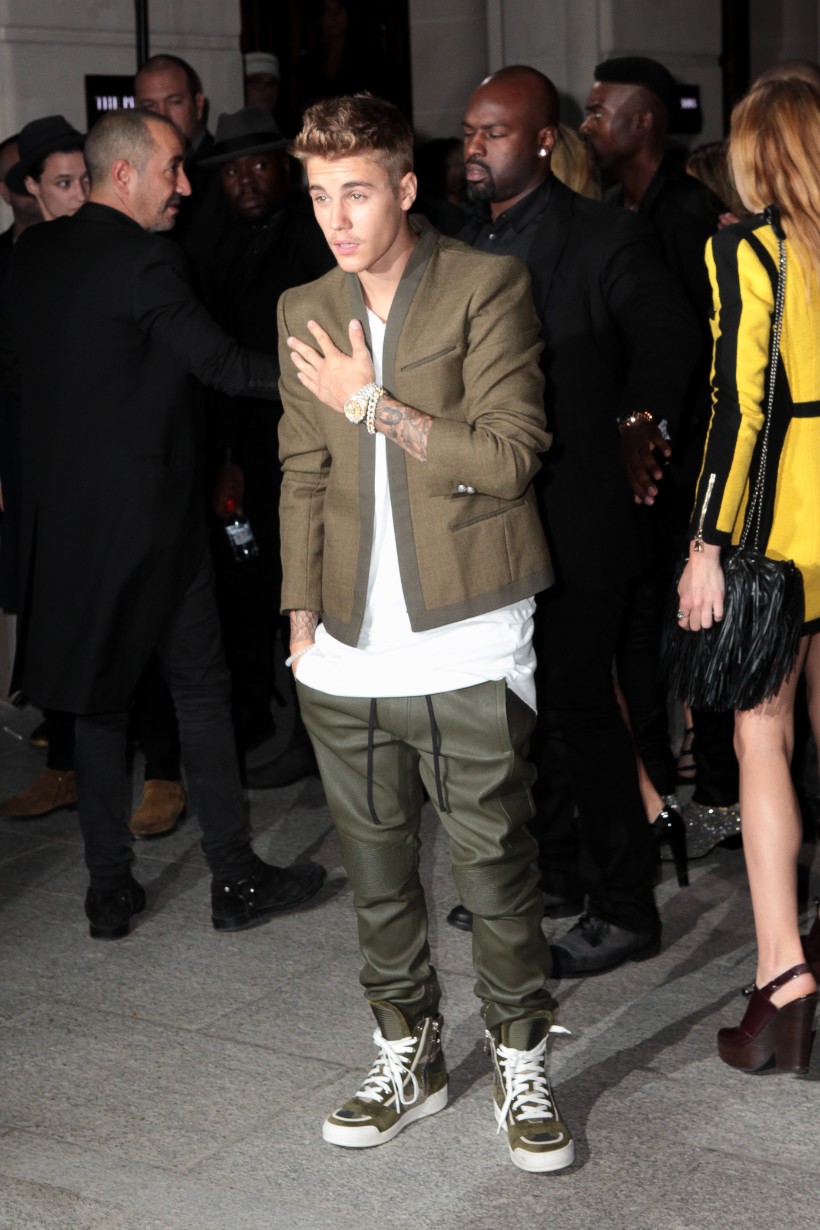 Justin Bieber Cr Fashion Book 11