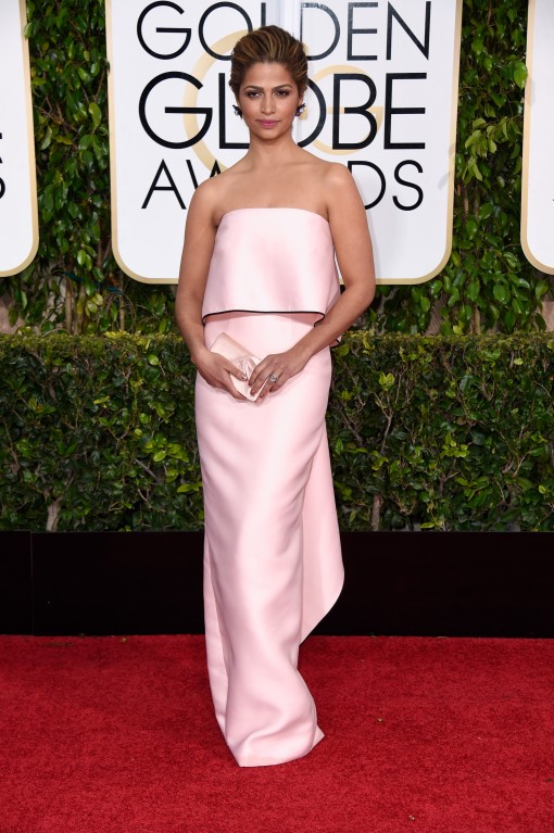 Golden Globes Fug Carpet: Camila Alves in Monique Lhuillier