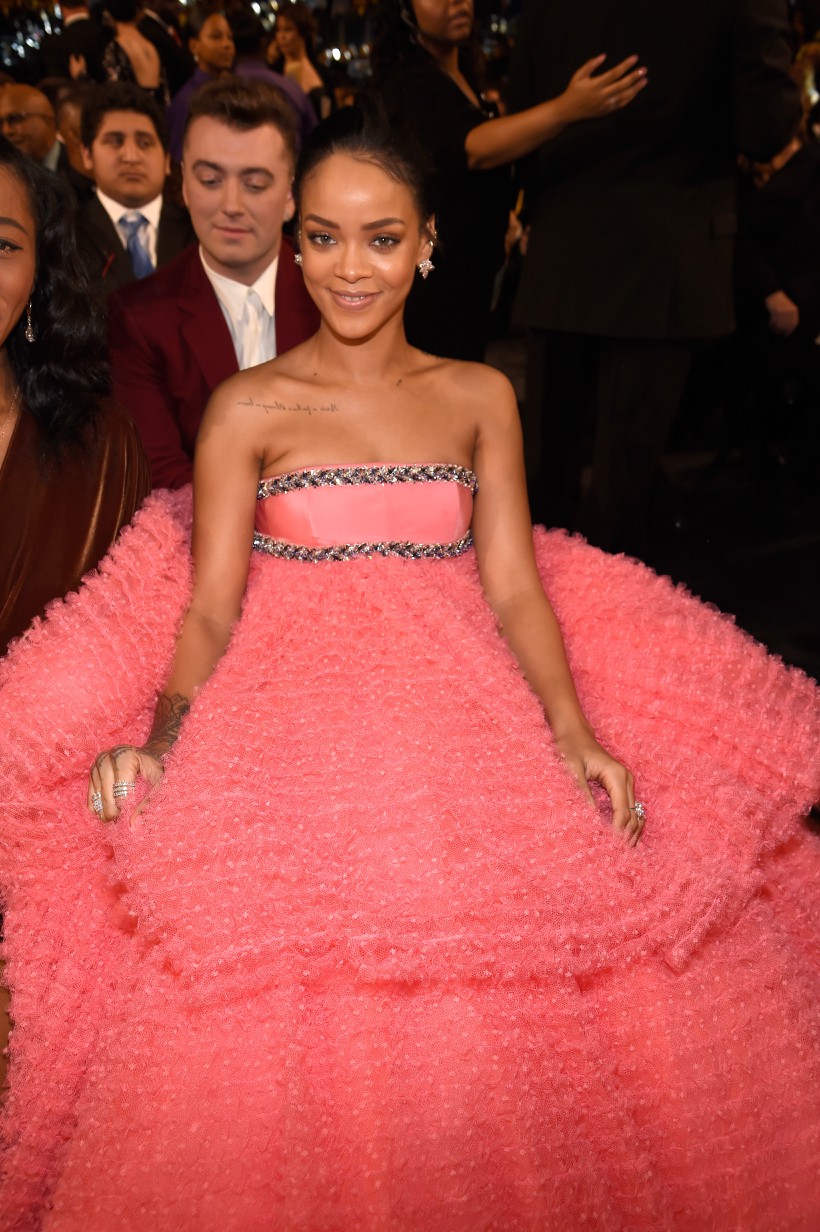 rihanna grammy dress pink Grammy Awards 2018: Rihanna Dazzles in Studded Dress With 275,000 Crystals