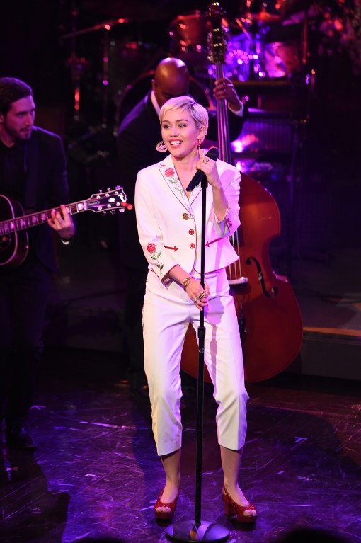 SNLFugty: Miley Cyrus at SNL40
