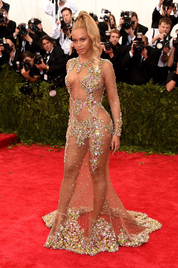 Met Gala Naked Wtfs Beyonce Kim Kardashian And Jennifer Lopez Go Fug Yourself Met Gala Naked Wtfs Beyonce Kim Kardashian And Jennifer Lopez Go Fug Yourself