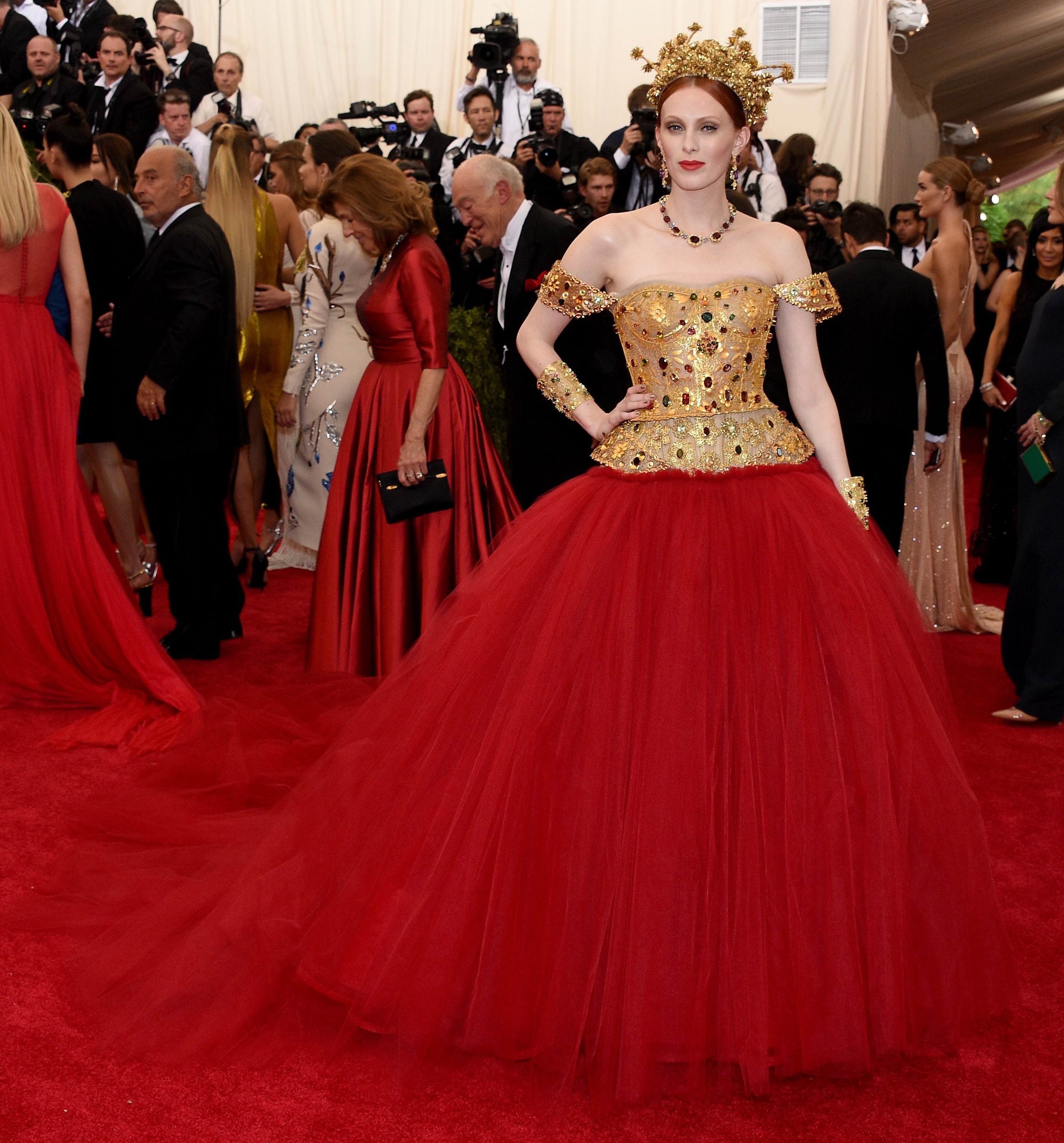 Met Gala Fug the Hmm Karen Elson (and others) in Dolce & Gabbana Go