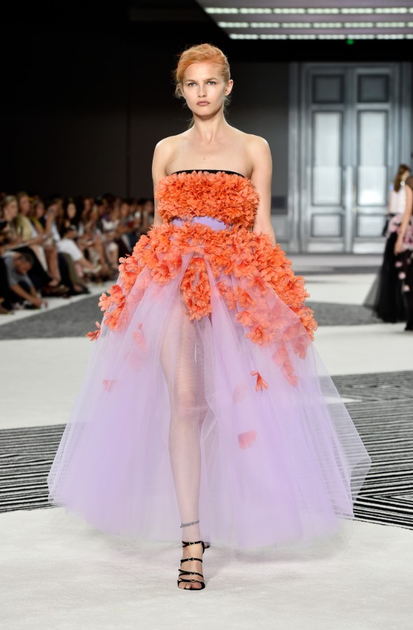 giambattista valli orange dress Giambattista Valli Spring 2024 Couture Fashion Show Atmosphere