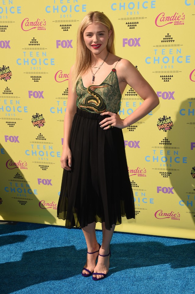 Teen Choice Awards Unfug It up: Chloe Grace Moretz in Gucci - Go Fug ...