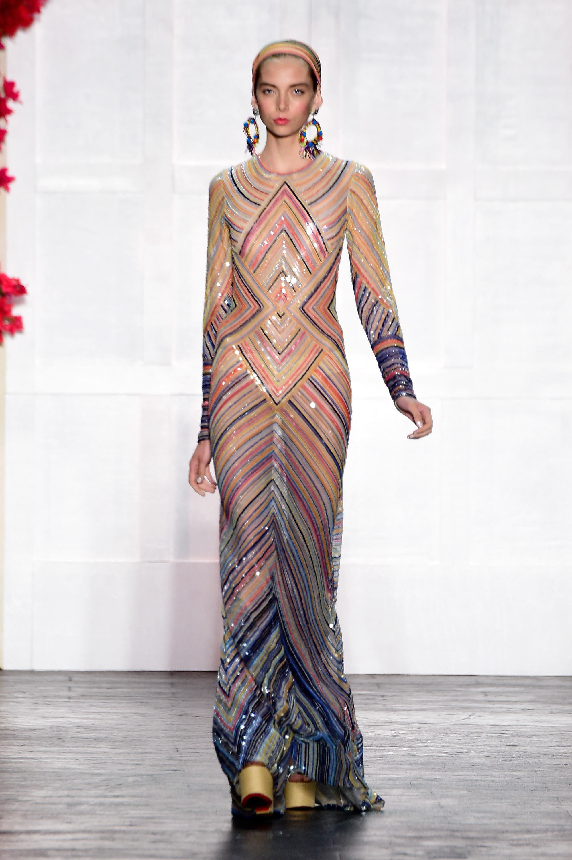 Naeem Khan: S/S 2016 Runway at New York Fashion Week