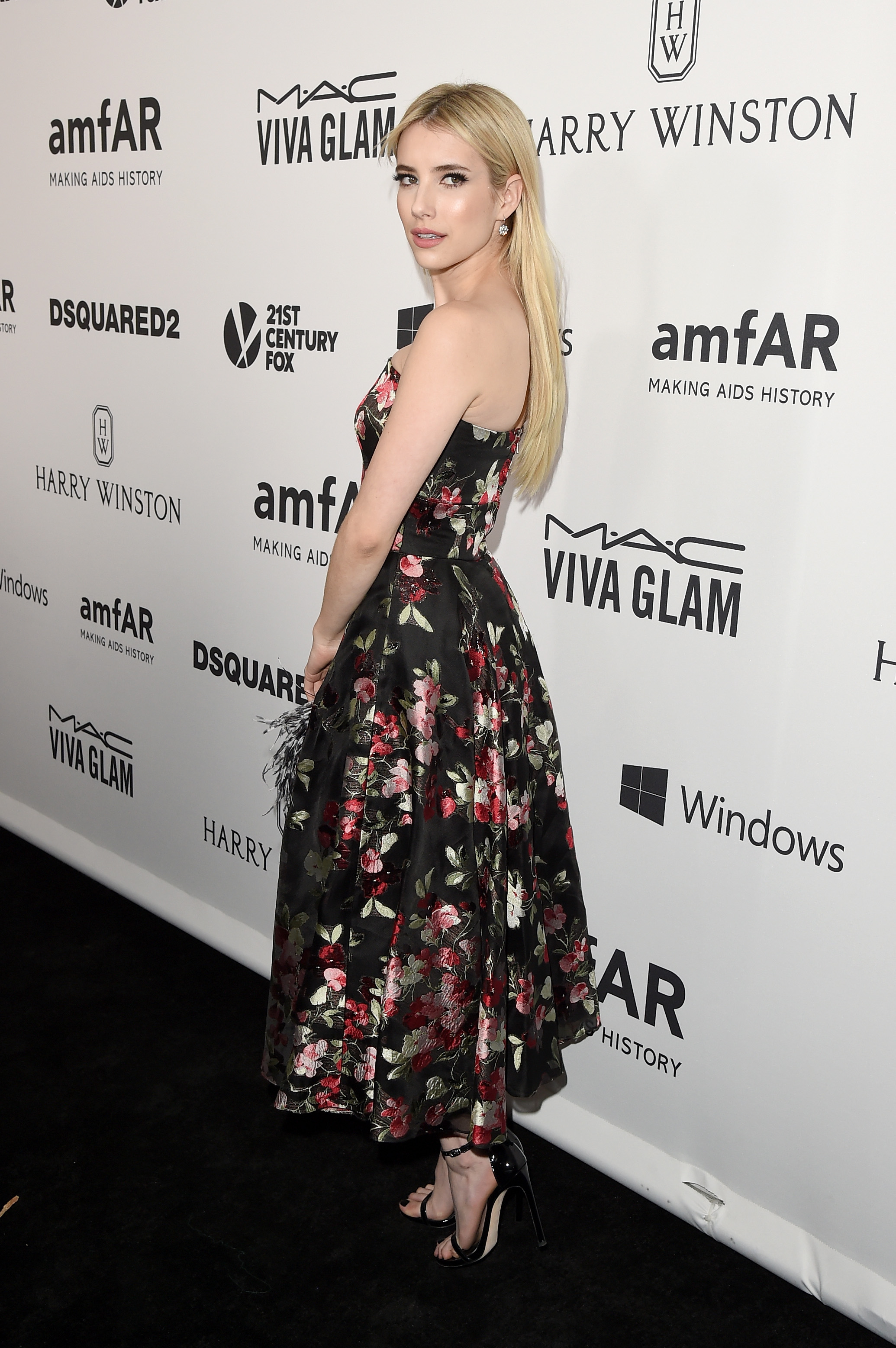 emma roberts amfar gala los angeles