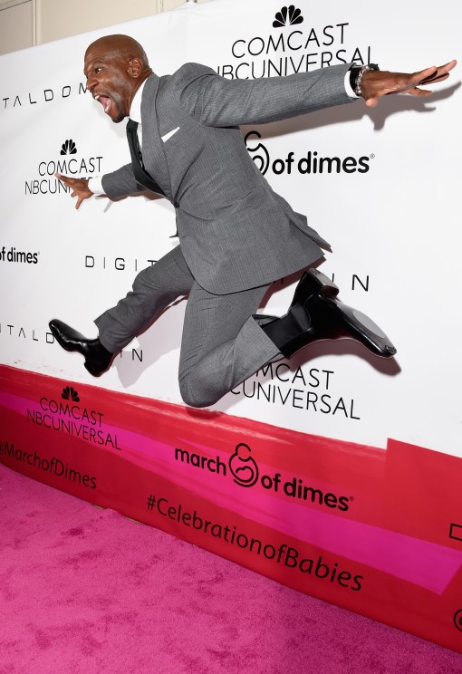 terry crews red carpet leaps jumps 2015
