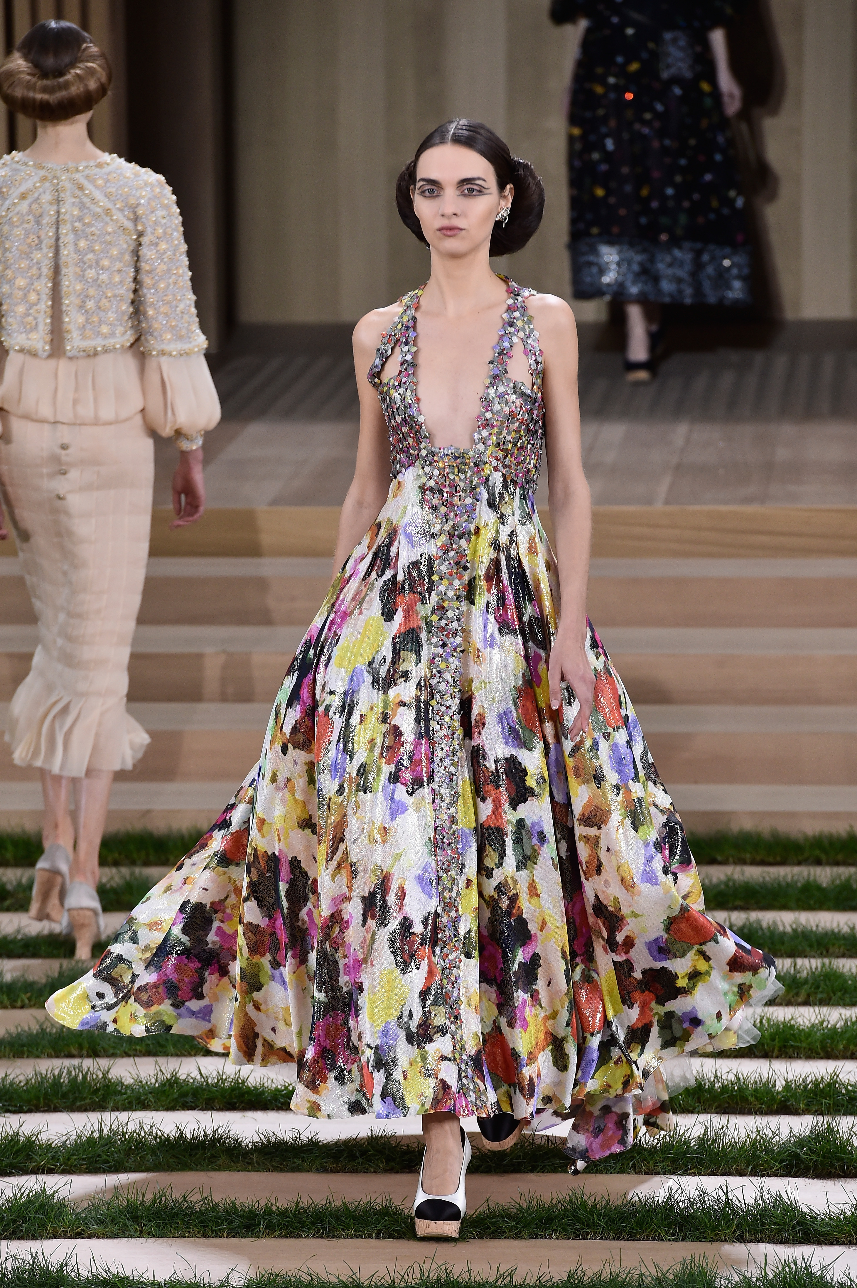 vision Skat Ministerium Haute Couture Week: Chanel Spring/Summer 2016 - Go Fug Yourself
