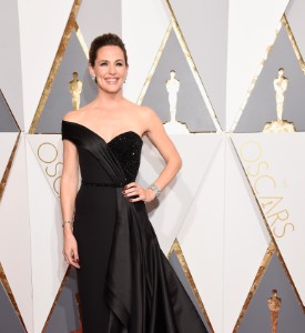 Oscars Well Played: Jennifer Garner in Versace