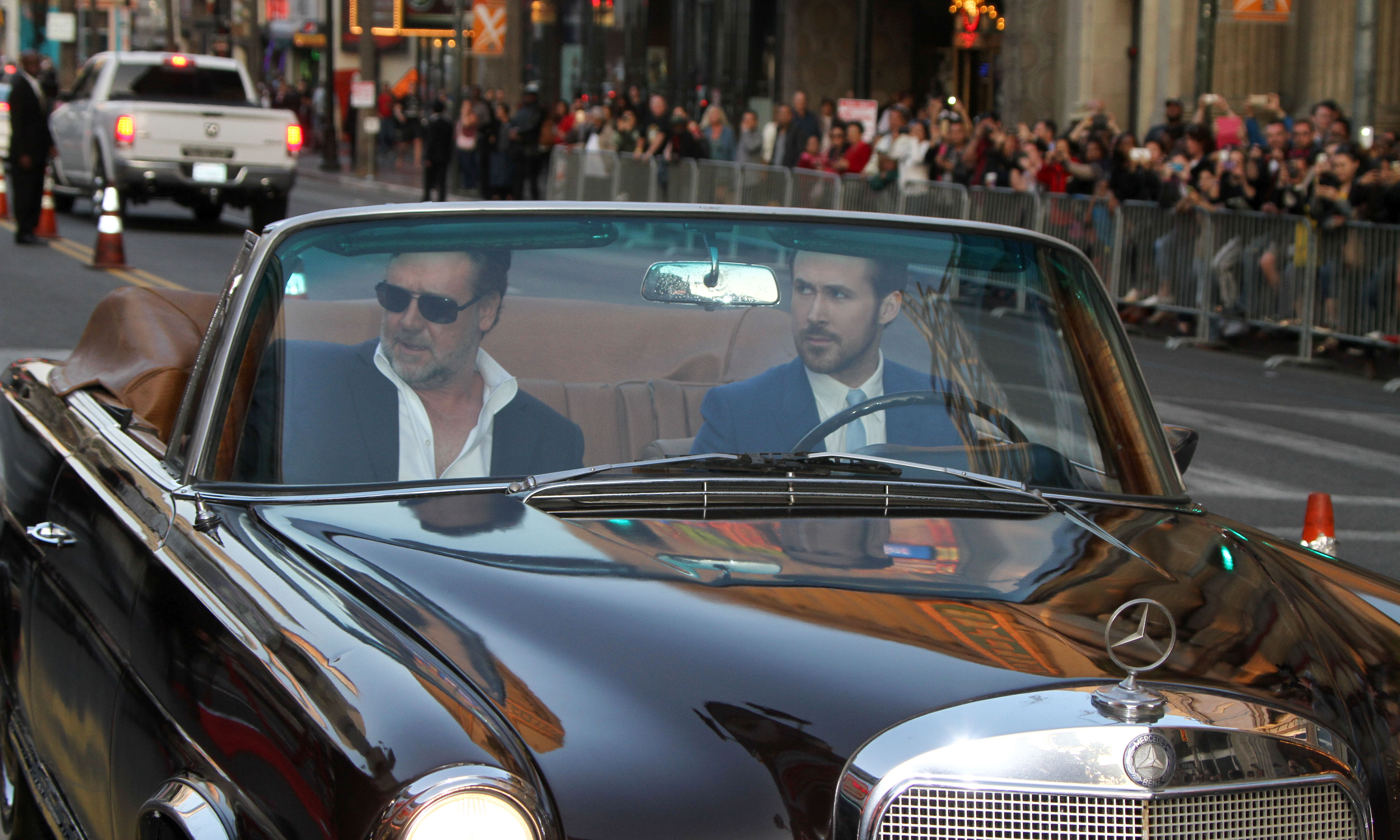 Your Afternoon Men: Ryan Gosling and Russell Crowe at “The Nice Guys” Premiere