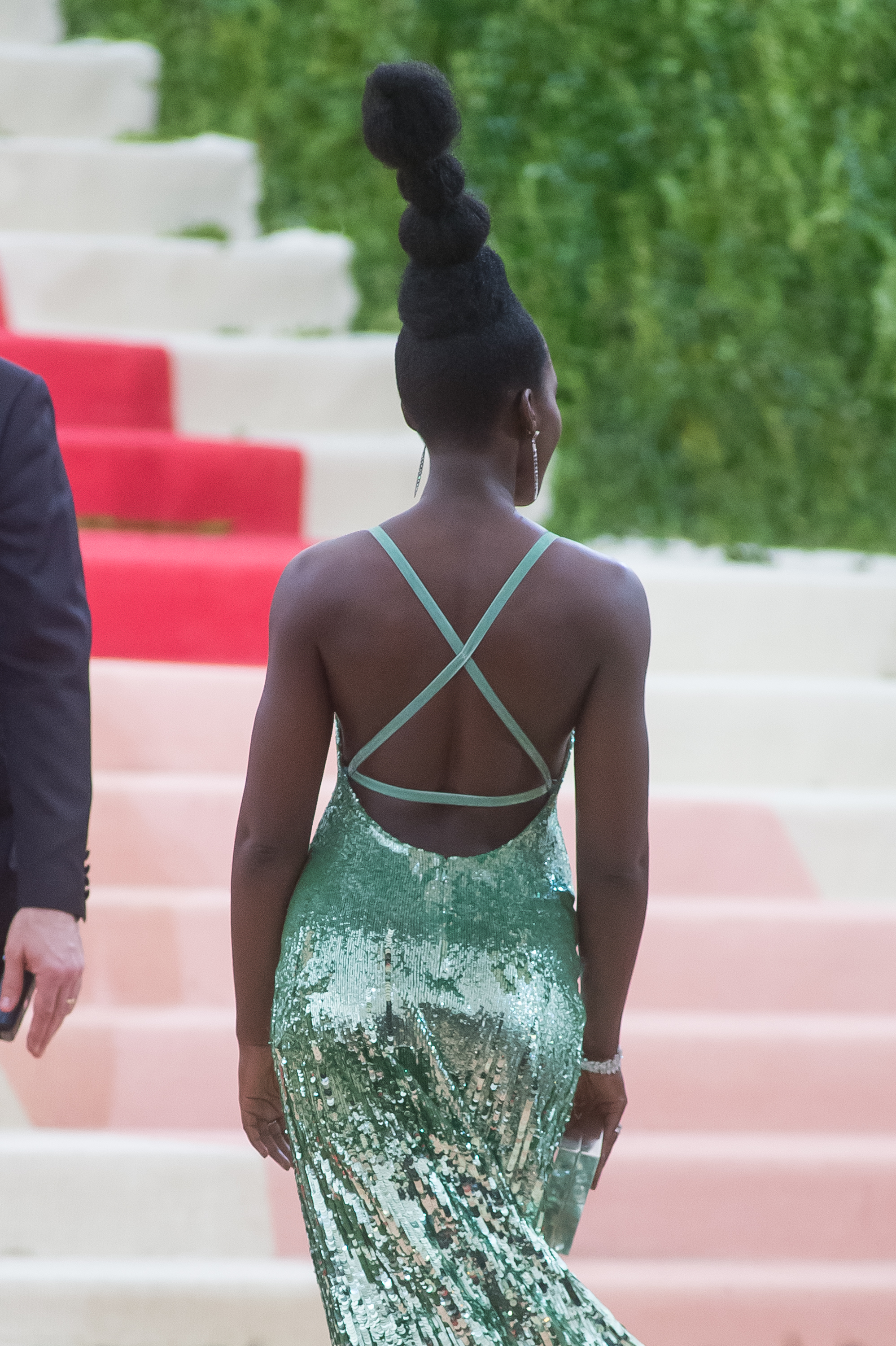 lupita-met-gala-calvin-klein