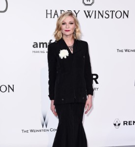 Cannes Well Played: Kirsten Dunst at the amfAR Gala in Chanel