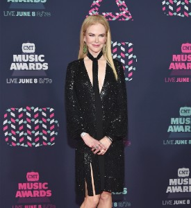 CMT Awards Fug Carpet: Nicole Kidman in Michael Kors Collection