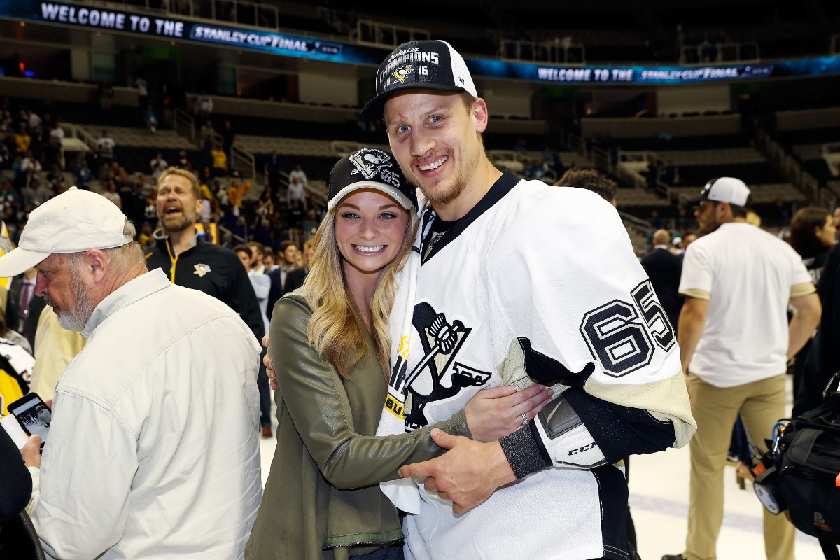 Olli Maatta, of London, England shakes hands with Pittsburgh