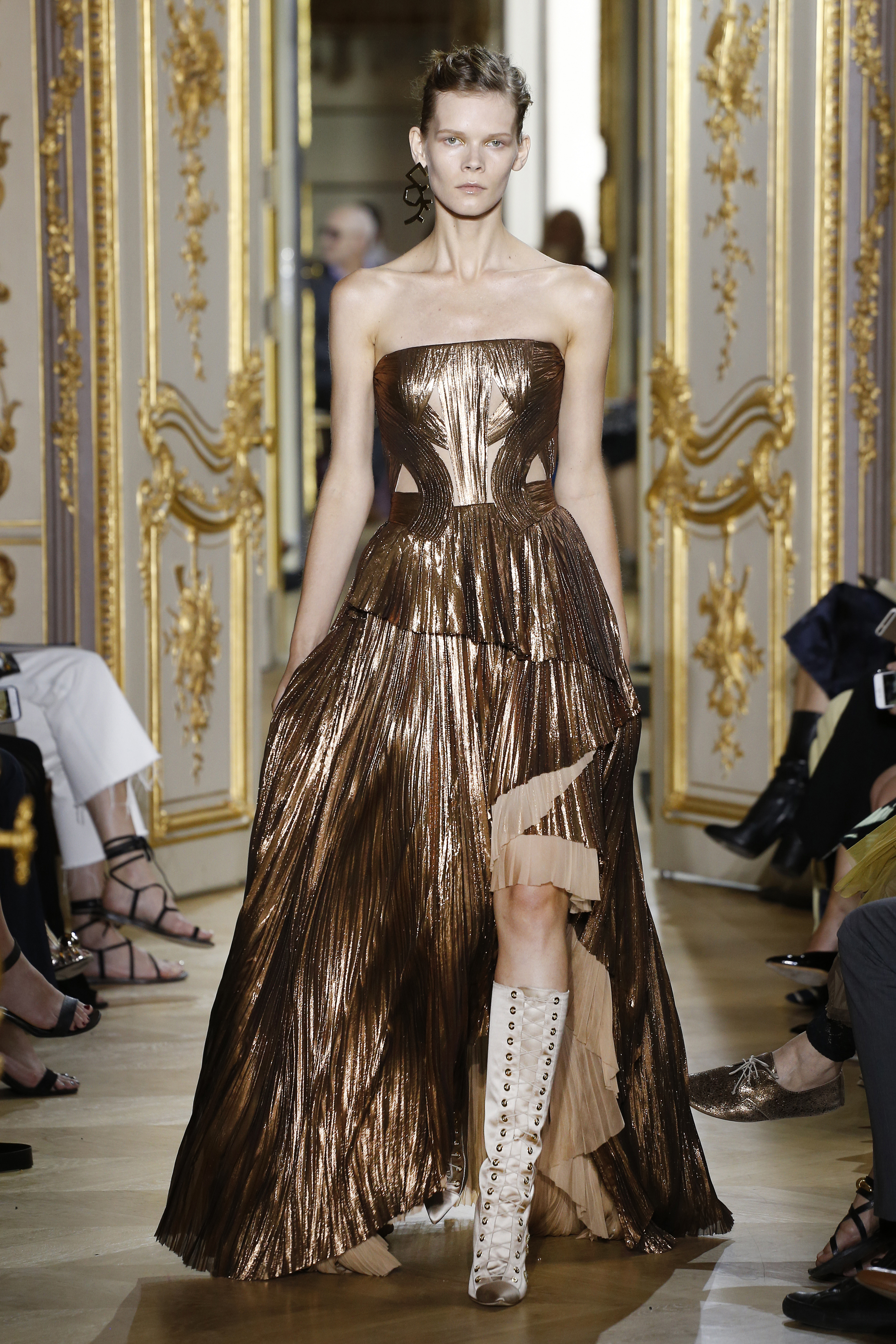 J Mendel Fall 2016 - Fw16 Mendel Paris - 29 J Mendel Fall 2016 - Fw16 Mendel Paris - 29