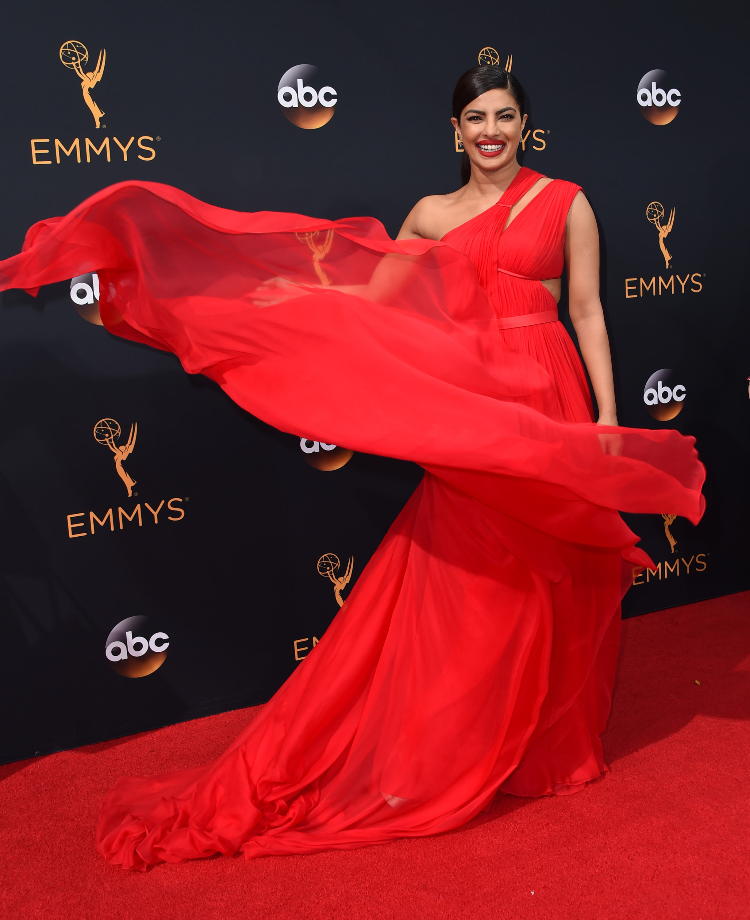 Emmy Awards Well Played: Priyanka Chopra in Jason Wu