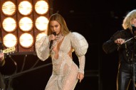 Beyoncely Played: Beyonce at the CMAs