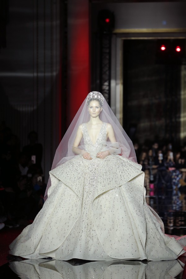 Zuhair Murad Haute Couture: S/S 2017 - Zuhair Murad Runway - 24 Zuhair Murad Haute Couture: S/S 2017 - Zuhair Murad Runway - 24