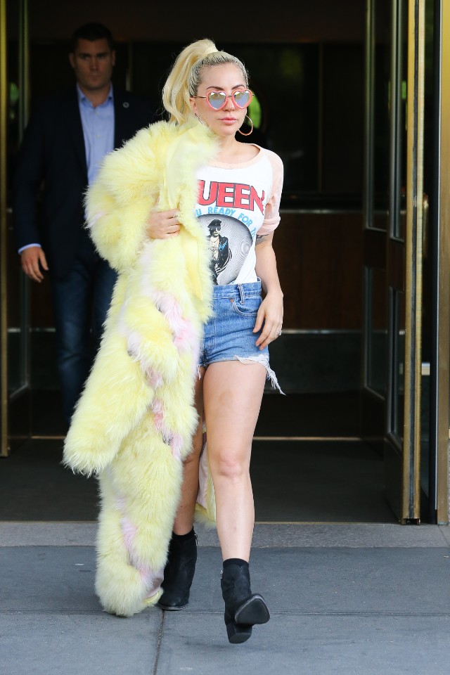 Lady Gaga Steps Out With Mark Ronson In NYC