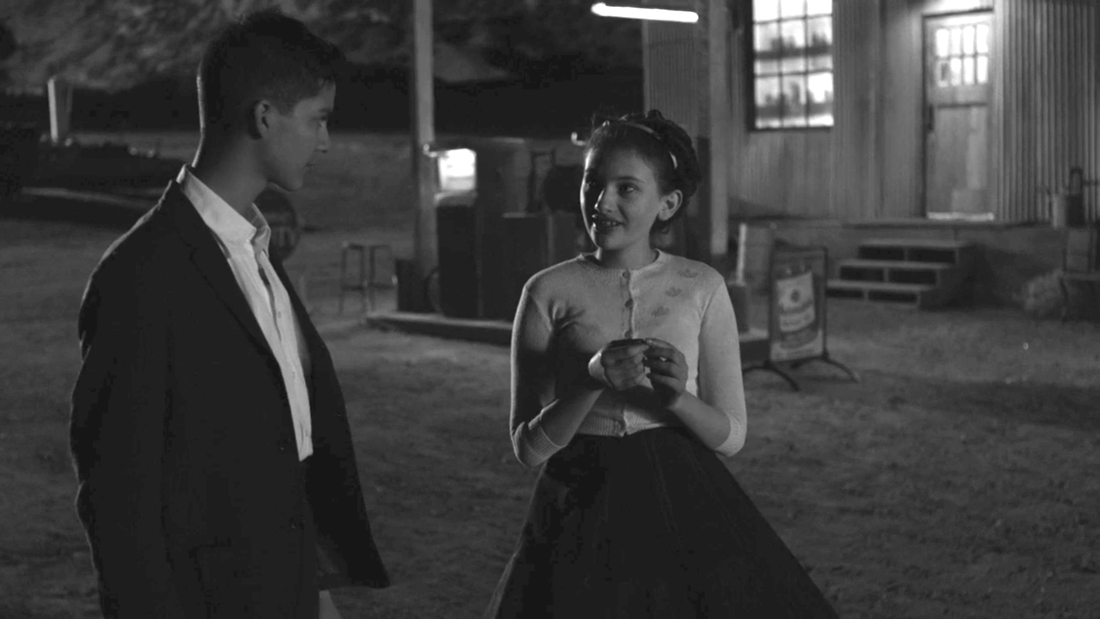 Twin Peaks, Episode 8: UM WHAT - Go Fug Yourself Go Fug Yourself