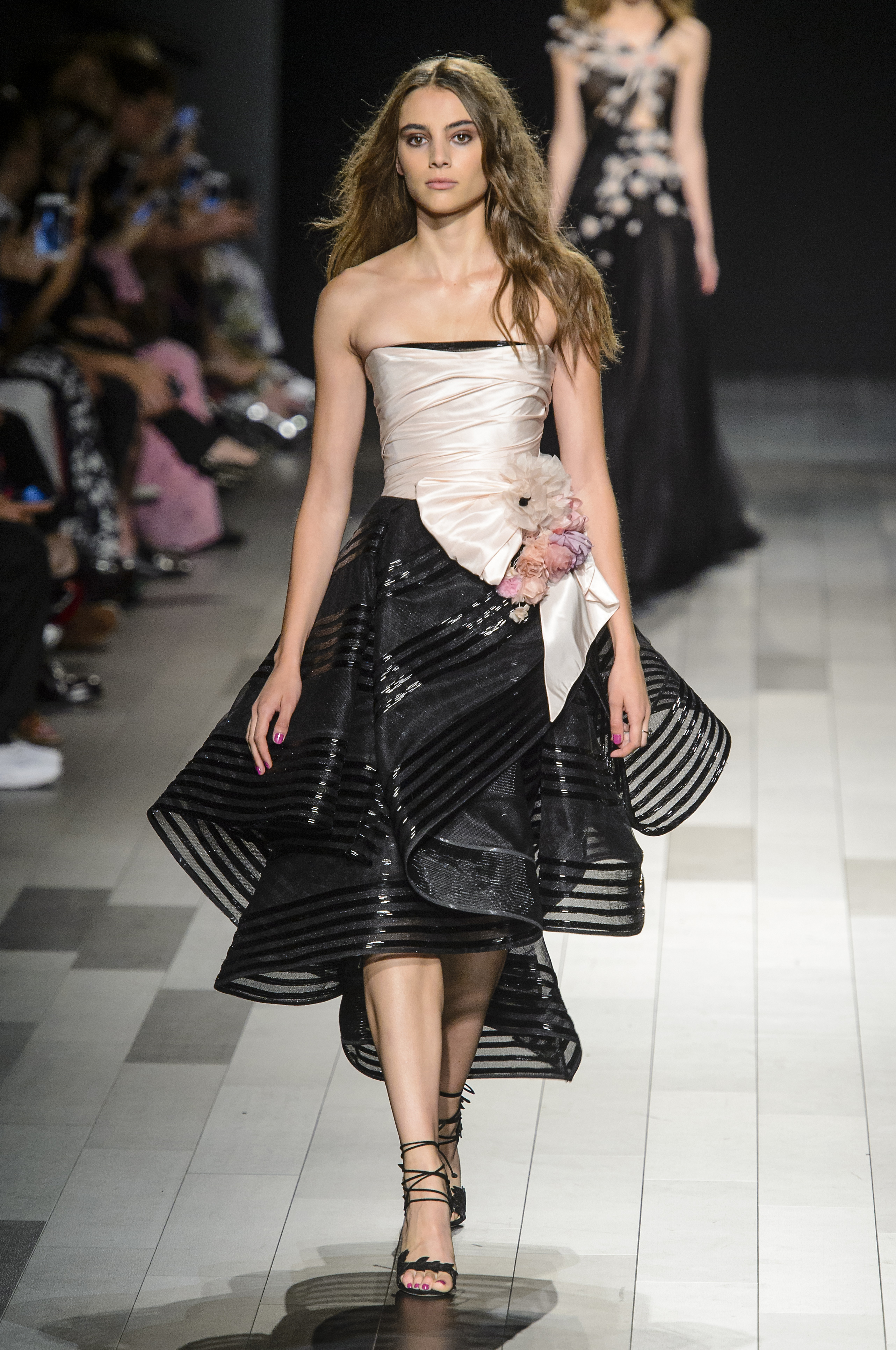 The Entire Spring/Summer 2018 Marchesa Show