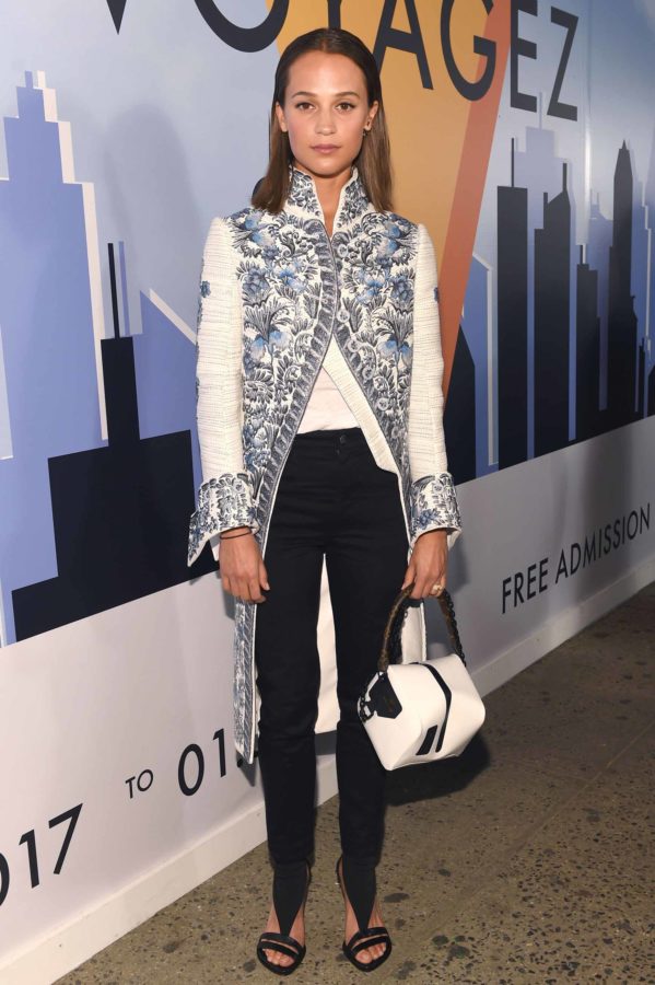 Zendaya Shines as Louis Vuitton's Latest House Ambassador and Iconic  Capucines Bag Muse - Numéro Netherlands