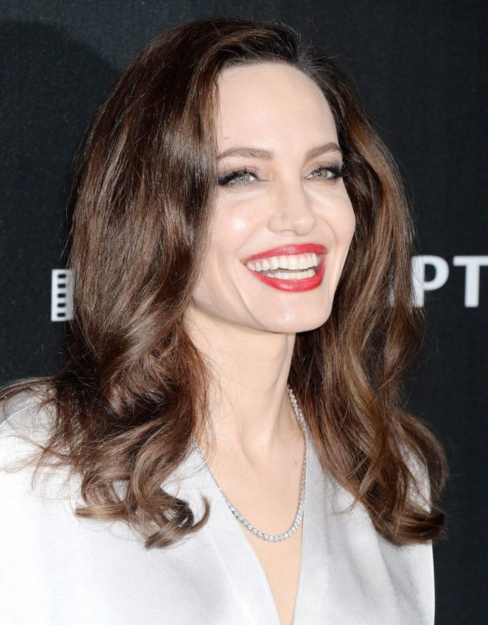 Angelina Jolie Has NEVER BEEN HAPPIER, You Guys - Go Fug Yourself