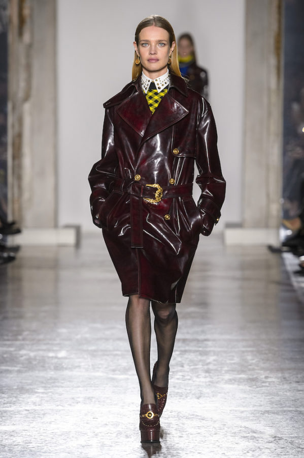 Versace Embraces Color and Features Way Less Flesh Than Usual - Go Fug ...