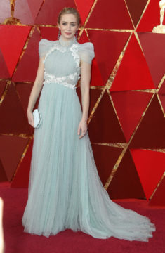 emily blunt green dress Might Be My Least Favorite Look From the 2018 Oscars? - Go Fug Yourself campaign_curve
