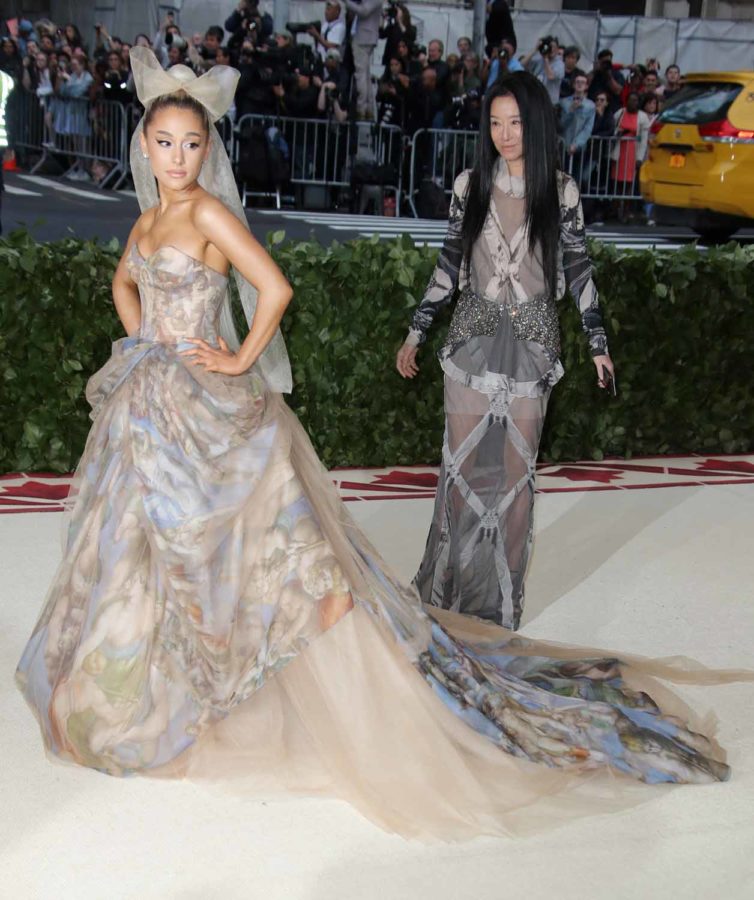 Vera wang shop ariana grande dress