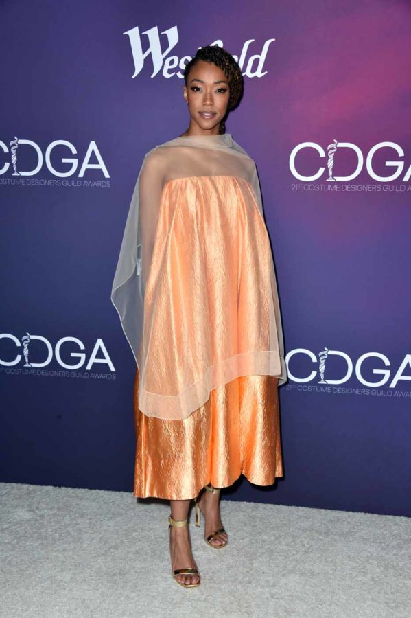 Sonequa Martin-Green in Rochas - 21st Costume Designers - 4 Sonequa Martin-Green in Rochas - 21st Costume Designers - 4