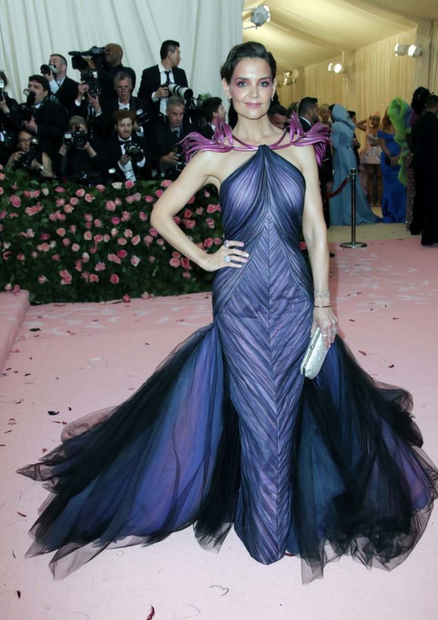 katie holmes purple dress Did Katie Holmes and Jamie Foxx confirm their relationship at Met Gala?