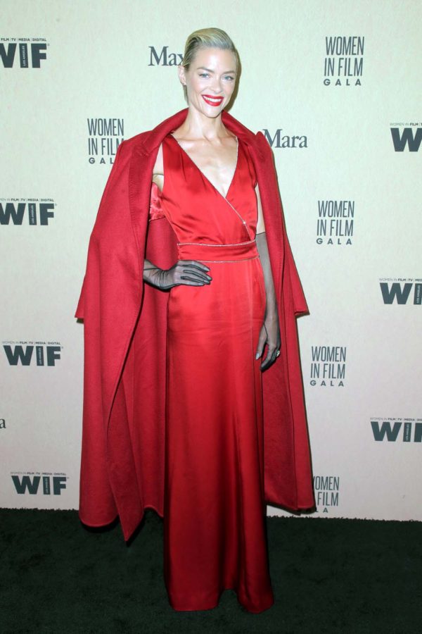 max mara red dress 2019 Max Mara Pre-Fall 2019 Fashion Show